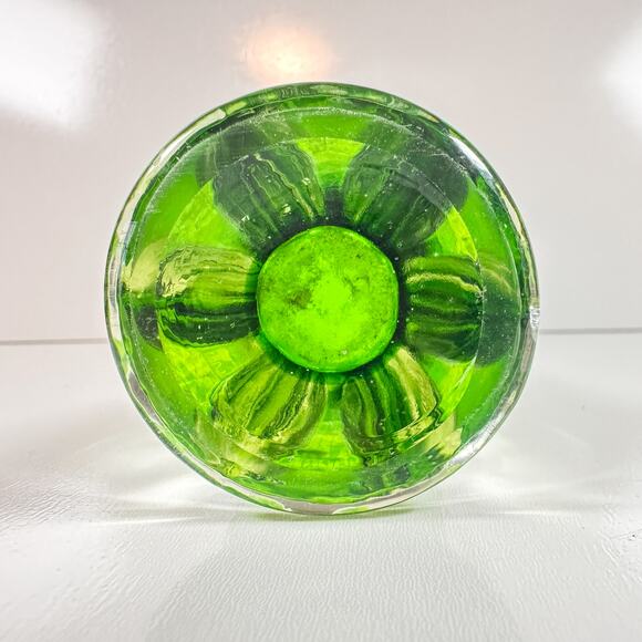 Green Sommerso Stretched Art Glass Vase 9" Ruffled Rim Mid Century - Picture 9 of 12